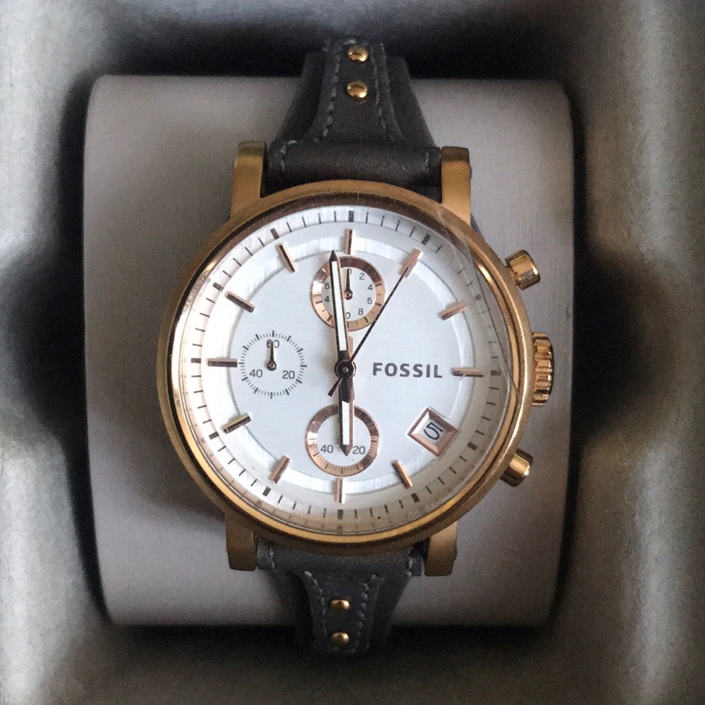 Fossil Watch - Picture 2 of 3